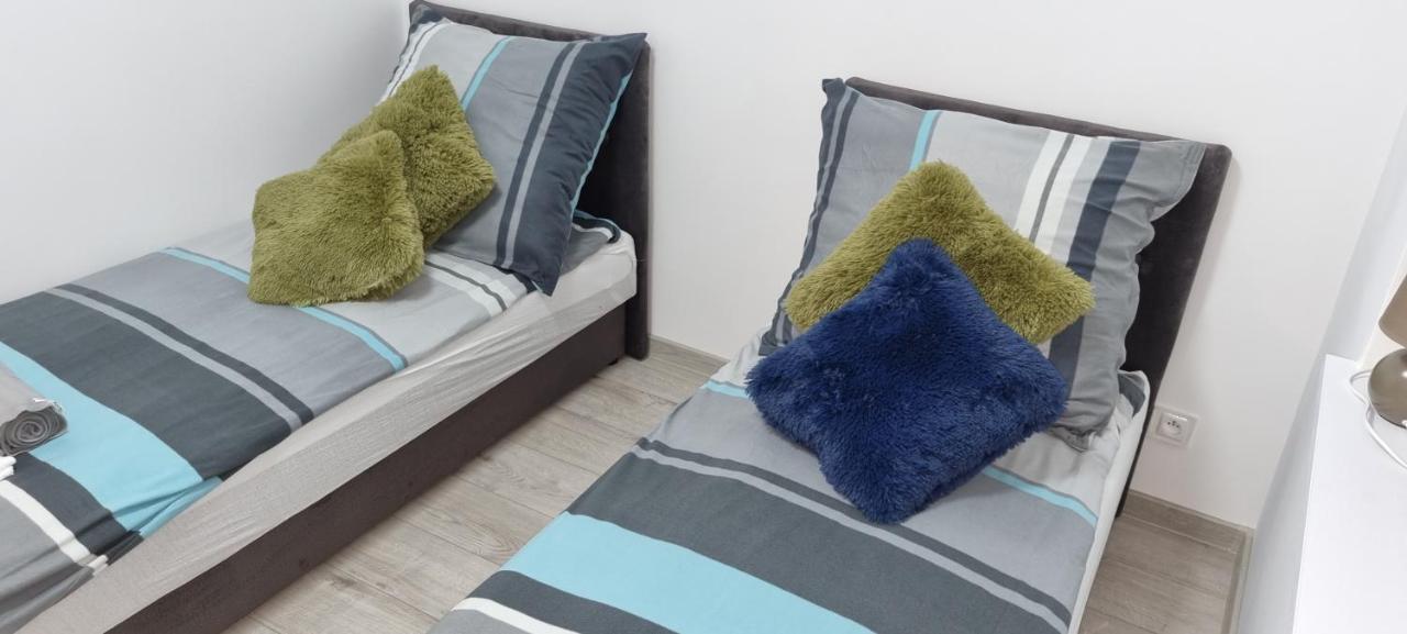 Unibal Apartment *
